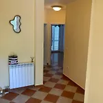 Polina Апартаменты *